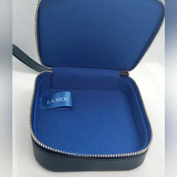 La Mer Cosmetic Bag Wristlet Case - Picture 3 of 4